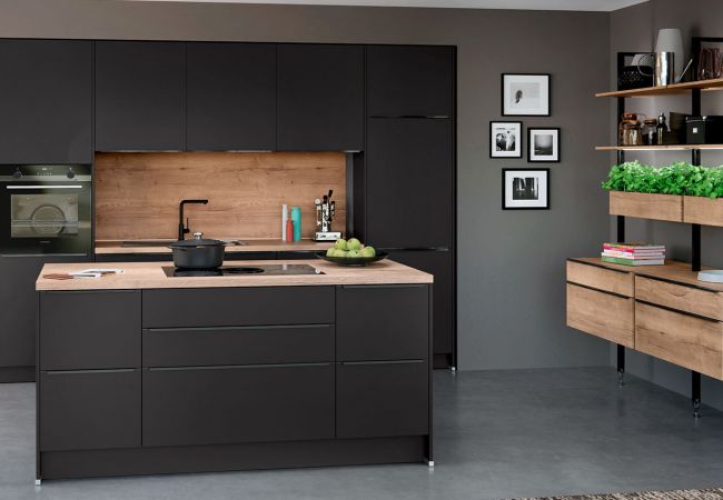 Küche mit Kochinsel